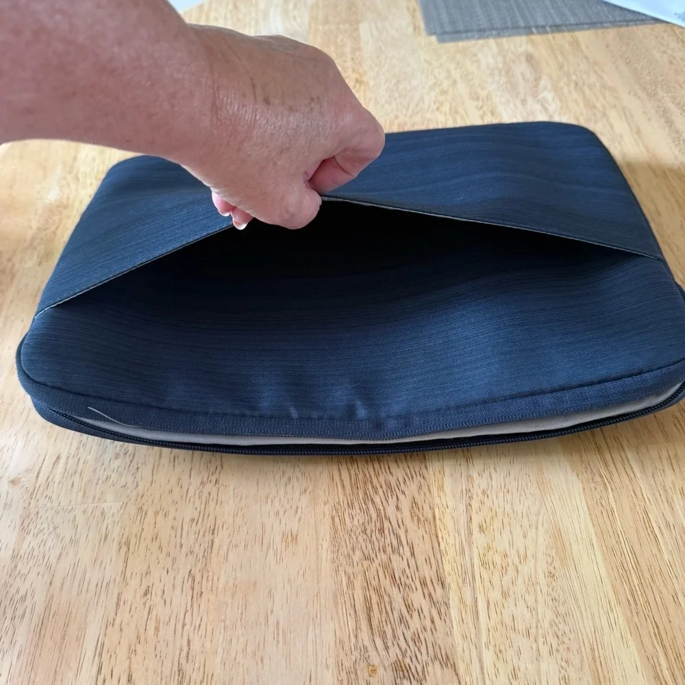 Lacdo padded laptop sleeve case‎ 13-14” Navy Blue